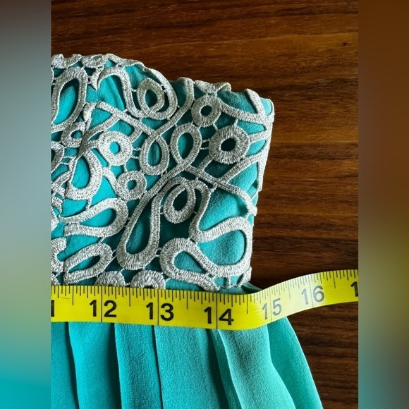 Lilly Pulitzer Jillie Night Out dress Chic Strapless Jewel Silk Gold Empire Sz 2 - Picture 14 of 16